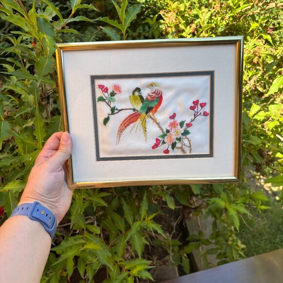 Vintage Chinese Silk Embroidery of Birds & Blossoms Framed Asian Needlework Art - Picture 7 of 16